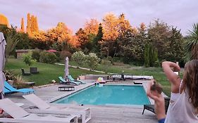 Chalet bois cosy avec piscine Aix nature